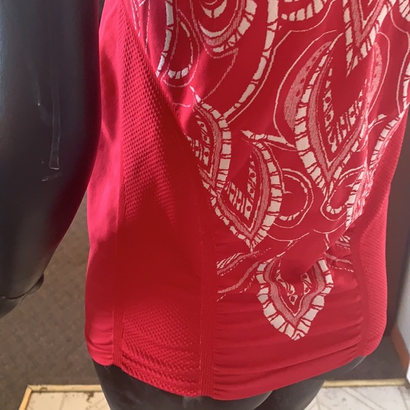 Athleta red workout top - Picture 5 of 7
